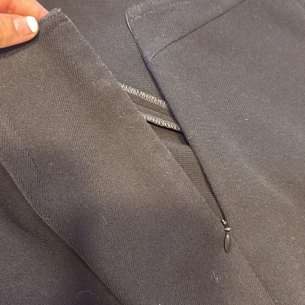 Thalian Sleek Black Pants